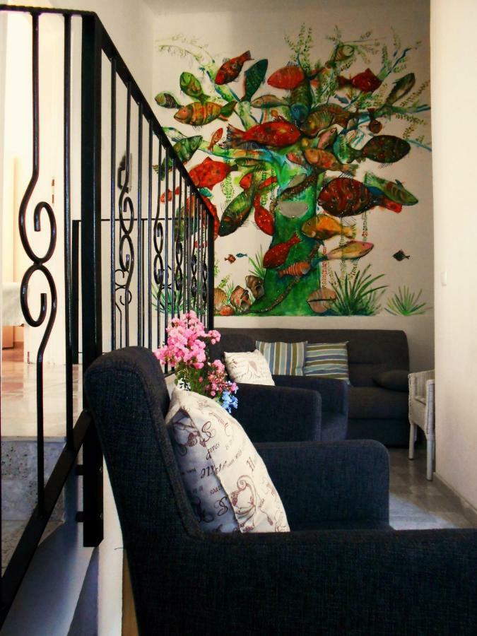 Apartments-Estate Under The Paintbrush Vis Exterior foto